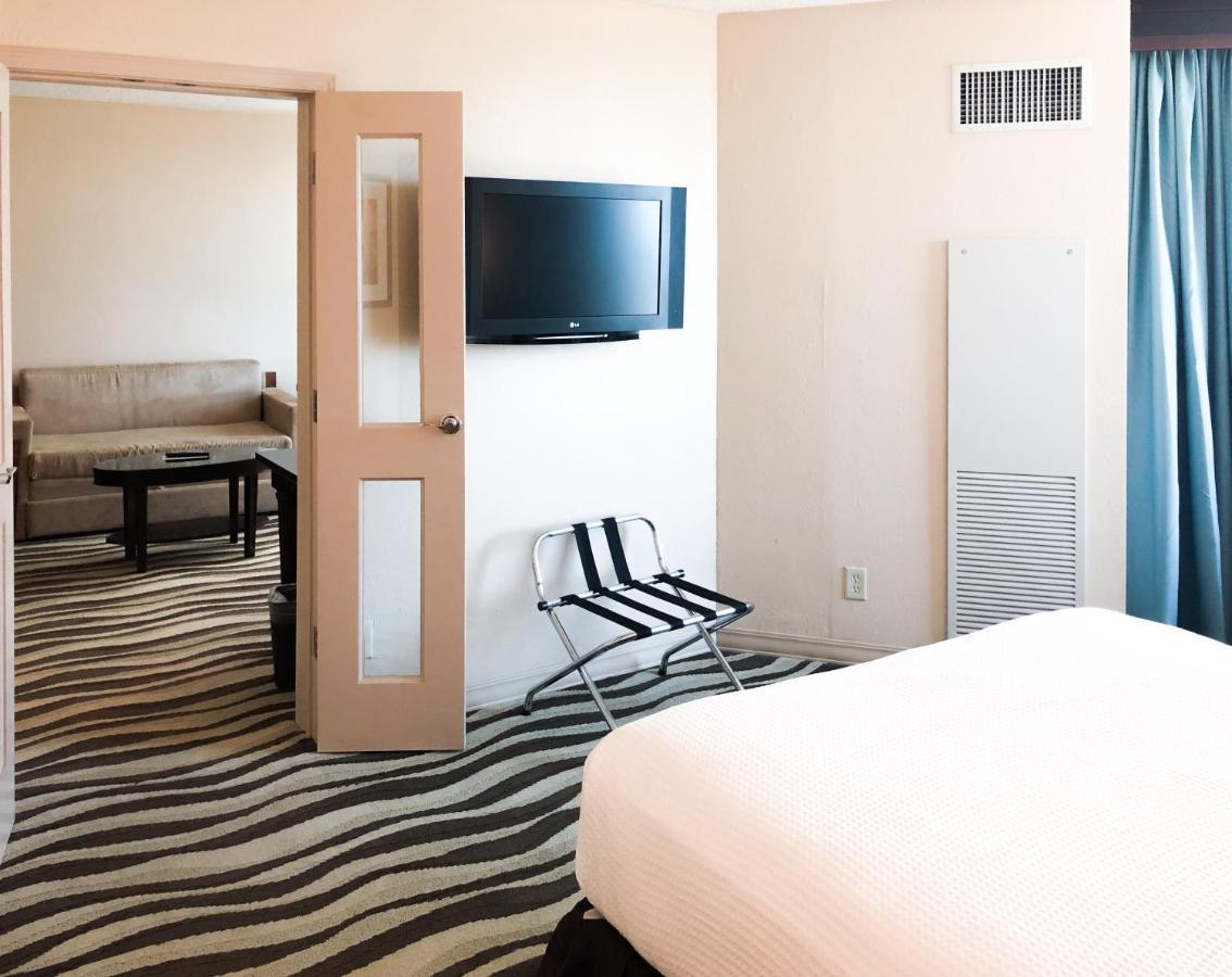 Hotel Pontchartrain Detroit, A Wyndham Detroit