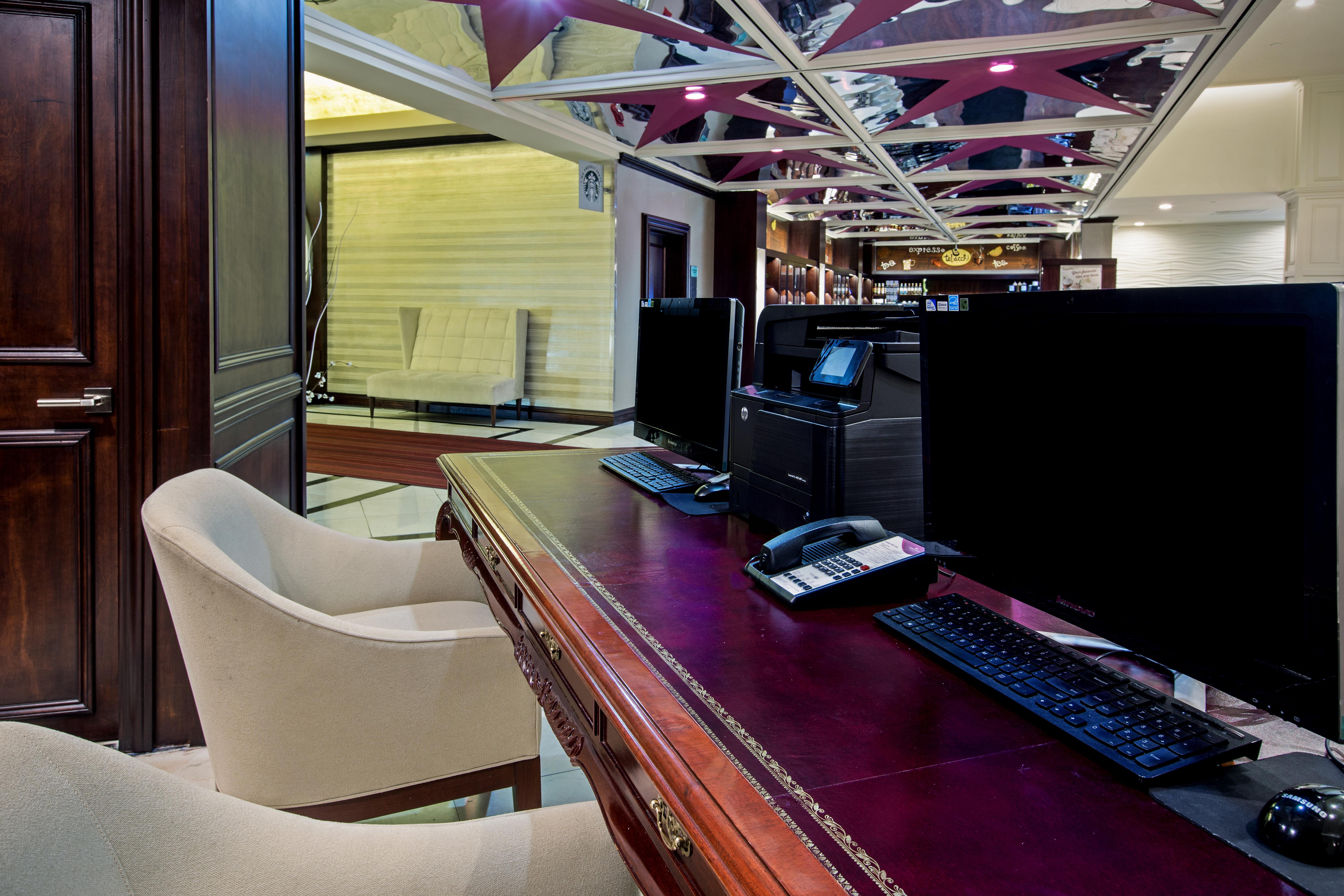 Hotel Pontchartrain Detroit, A Wyndham 4*